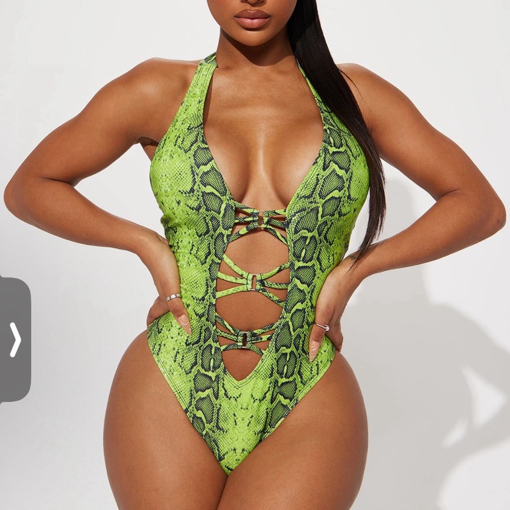 Green Snakeskin Sexy One-Piece Swimsuit